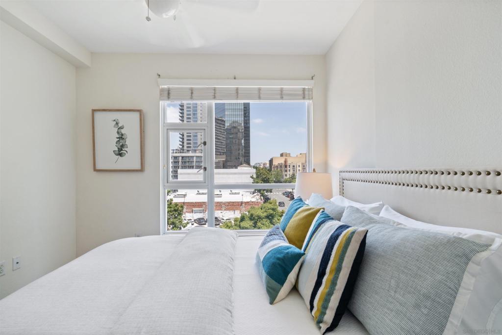 1240 India St - photo 16