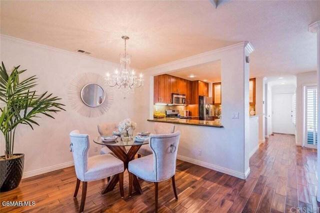 404 Via Colinas, Westlake Village CA: https://media.crmls.org/mediaz/49c734de-bd1d-49ff-8bf6-b8cd22d1a9ff.jpg