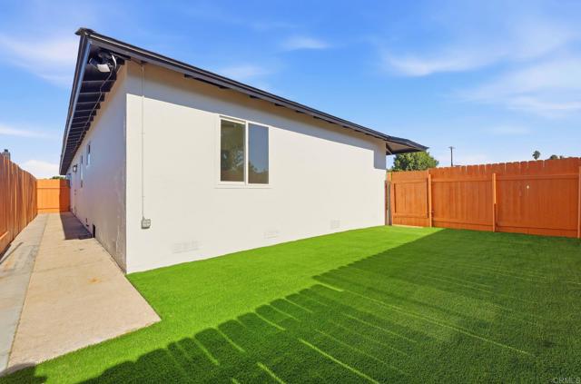 Detail Gallery Image 6 of 47 For 702 4 Oaklawn Ave, Chula Vista,  CA 91910 - – Beds | – Baths