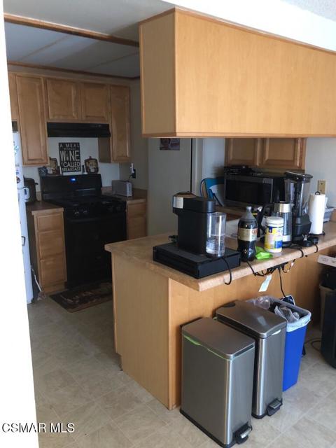 2141 N Ventura Road, Oxnard CA: https://media.crmls.org/mediaz/49c8b283-dd08-4d08-a152-9a8103584875.jpg