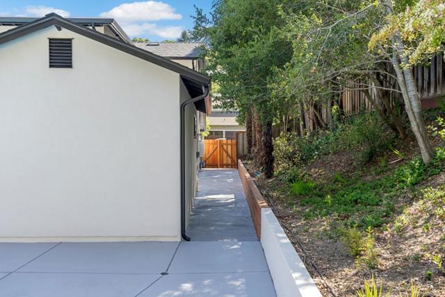1556 Cherrywood Drive, San Mateo CA: https://media.crmls.org/mediaz/49ca6a35-f429-4976-8763-9e931e832342.jpg