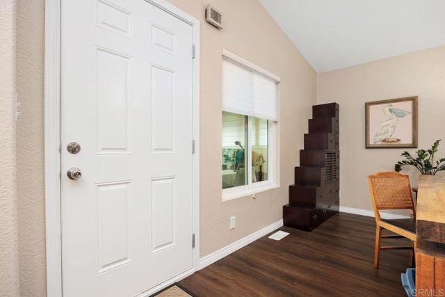 1600 E. Vista Way, Vista CA: https://media.crmls.org/mediaz/49caea16-a750-4e87-916c-d3fe7611f324.jpg