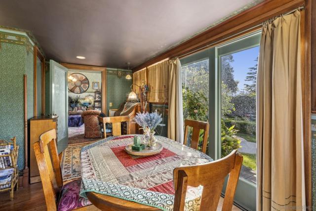 700 S Juniper, Escondido CA: https://media.crmls.org/mediaz/49cb1a5b-8328-4117-9fd4-ecb2216968d0.jpg