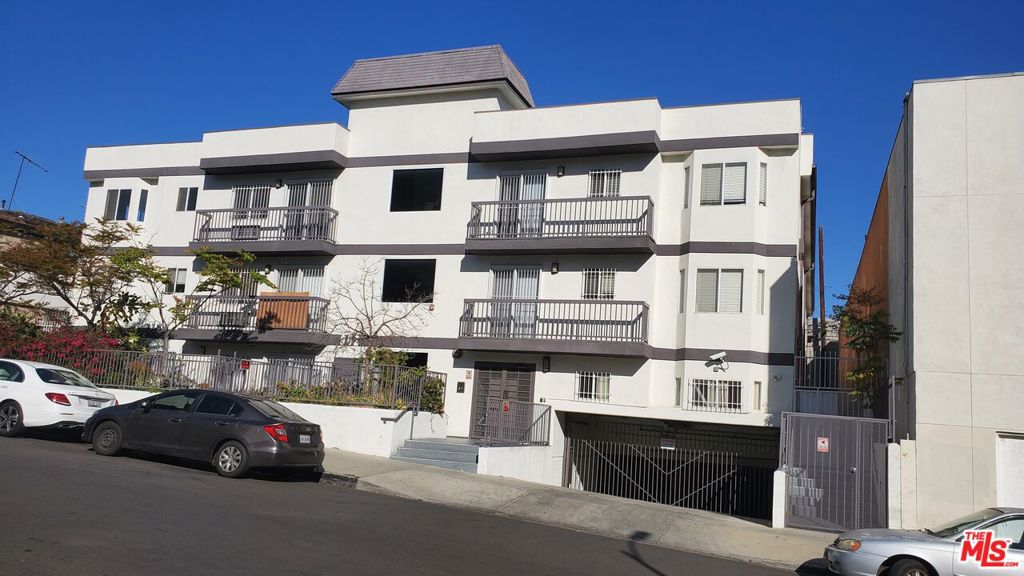 982 S New Hampshire Avenue #201