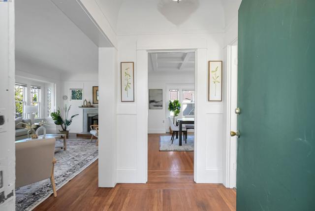 1781 B St, Hayward CA: https://media.crmls.org/mediaz/49cc689e-495b-44ea-8e69-88a8465555d1.jpg