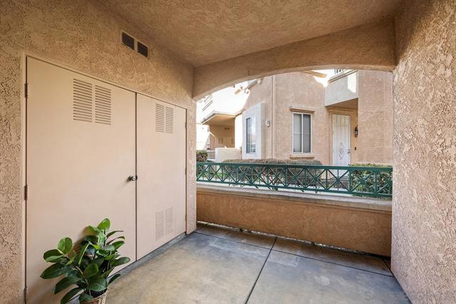 11450 Via Rancho San Diego, El Cajon, California 92019, 2 Bedrooms Bedrooms, ,2 BathroomsBathrooms,Condominium,For Sale,Via Rancho San Diego,250016923SD