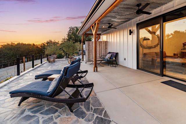 35715 Calle Nopal, Temecula CA: https://media.crmls.org/mediaz/49cfe125-9bf7-442c-8aca-fca57d0c3e41.jpg