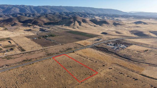 31 Ave C 15, Fairmont CA: https://media.crmls.org/mediaz/49d12aef-d843-4a23-b458-6052dfacaabc.jpg