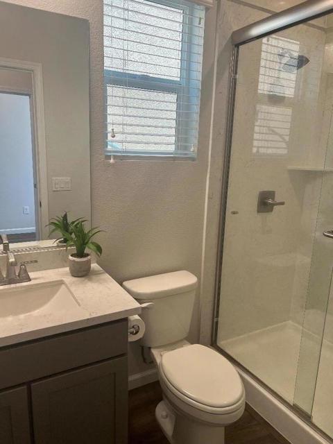 5005 King Place, Rohnert Park CA: https://media.crmls.org/mediaz/49d201a7-759e-49a3-8aee-3a22e02c1748.jpg
