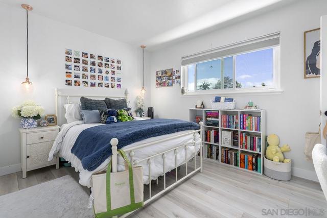 4838 Mount Saint Helens Dr, San Diego CA: https://media.crmls.org/mediaz/49d2476f-33db-440a-b4ab-bd2bb9a9fdc0.jpg