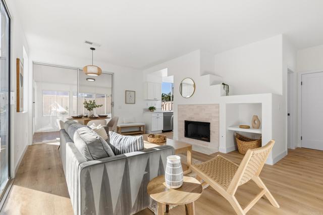 Detail Gallery Image 6 of 27 For 8727 Westmore Rd #24,  San Diego,  CA 92126 - 3 Beds | 2/1 Baths