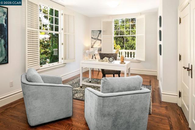 25 Crocker Ave, Piedmont CA: https://media.crmls.org/mediaz/49d2e78c-ad6a-4312-8041-c09b4aa1e41b.jpg