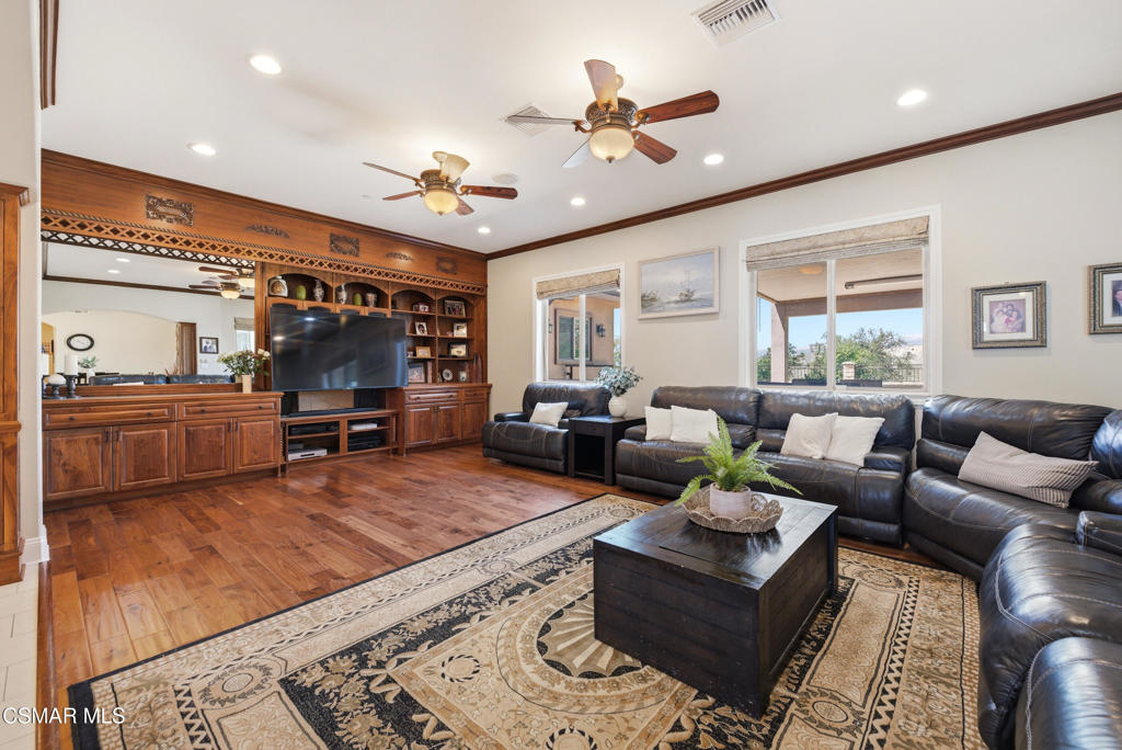 MLS #226001879 image #11