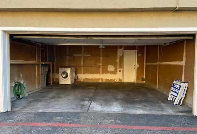2292 Warfield, San Jose CA: https://media.crmls.org/mediaz/49d43093-9d1b-4858-9be2-f9ab4e95b89d.jpg