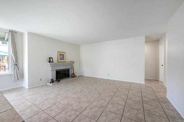 Detail Gallery Image 13 of 35 For 31202 Enfield Ln, Temecula,  CA 92591 - 5 Beds | 3 Baths