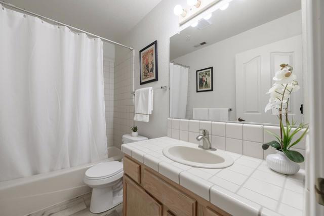 160 Seascape Ridge Drive, Aptos CA: https://media.crmls.org/mediaz/49d79dba-2127-466b-a97f-097b3087c57a.jpg
