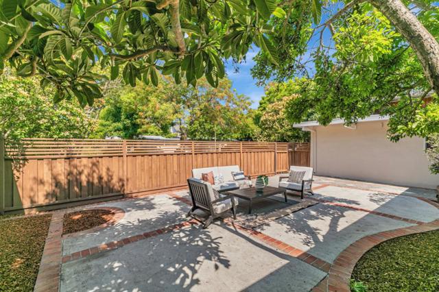 3845 Corina Way, Palo Alto CA: https://media.crmls.org/mediaz/49d7ac46-6111-4400-8d5f-34b380d47e1a.jpg