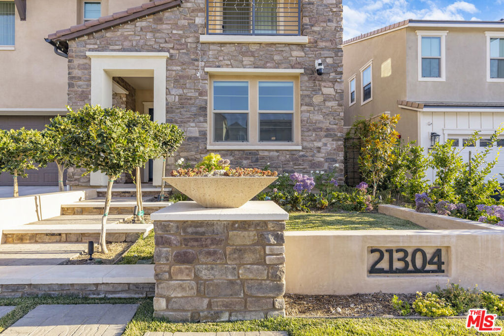 MLS #26864609 image #3