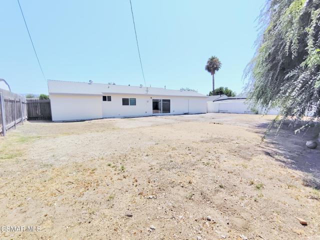 1663 Anderson Street, Simi Valley CA: https://media.crmls.org/mediaz/49d7e3f2-4d16-4fa2-9098-82f4f0342700.jpg