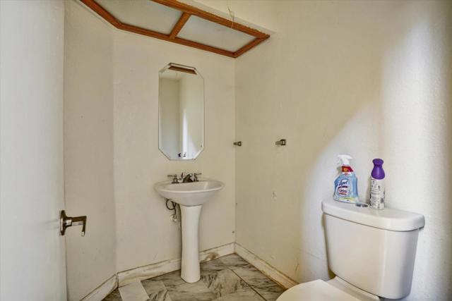 252 Waterview Terrace, Vallejo CA: https://media.crmls.org/mediaz/49d7ff71-d2d5-4e0d-a841-22ca2c693437.jpg