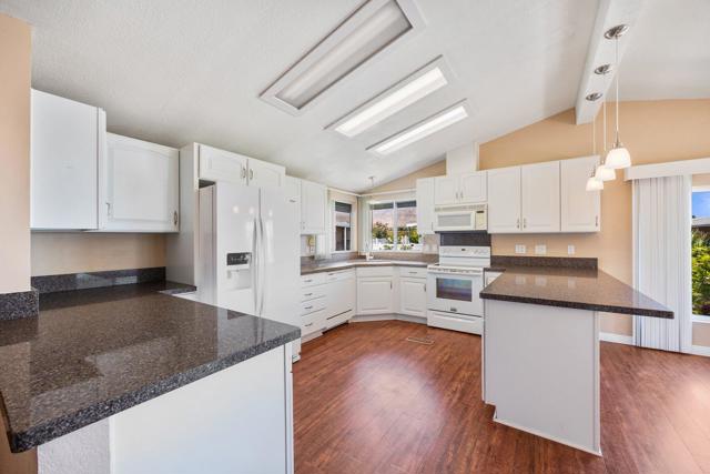 74711 Dillon Road, Desert Hot Springs CA: https://media.crmls.org/mediaz/49d82e64-c8b9-4282-8d14-30bfcbc7058a.jpg