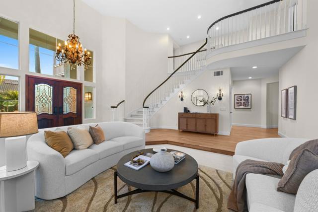 Detail Gallery Image 8 of 51 For 6990 Blue Orchid Ln, Carlsbad,  CA 92011 - 5 Beds | 4 Baths