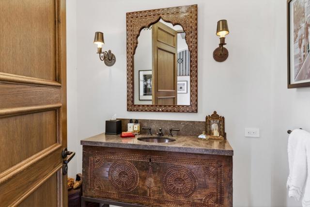 180 Farm Road, Woodside CA: https://media.crmls.org/mediaz/49d8a0f9-6e7b-43c1-84b5-af441f0384cc.jpg