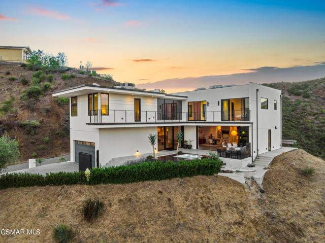 33433 Decker School Road, Malibu CA: https://media.crmls.org/mediaz/49da55cc-36ac-4865-bef9-5b55eed28f69.jpg
