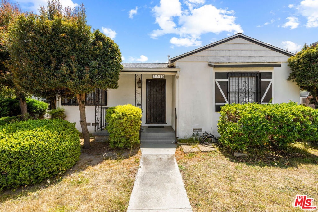 2530 W 154th Street