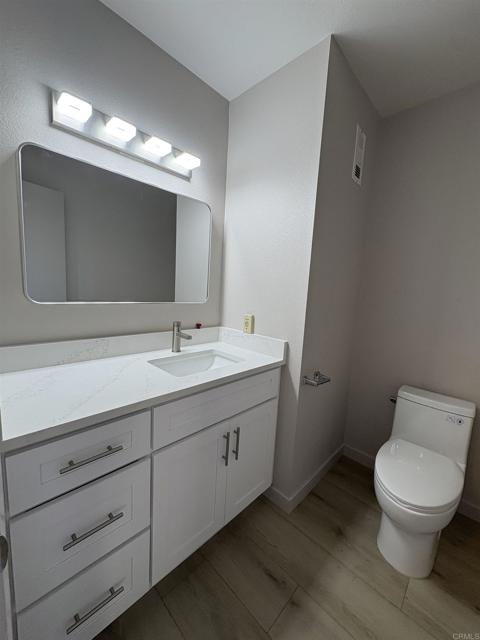 Detail Gallery Image 10 of 16 For 31320 Club Vista Ln, Bonsall,  CA 92003 - 2 Beds | 2/1 Baths