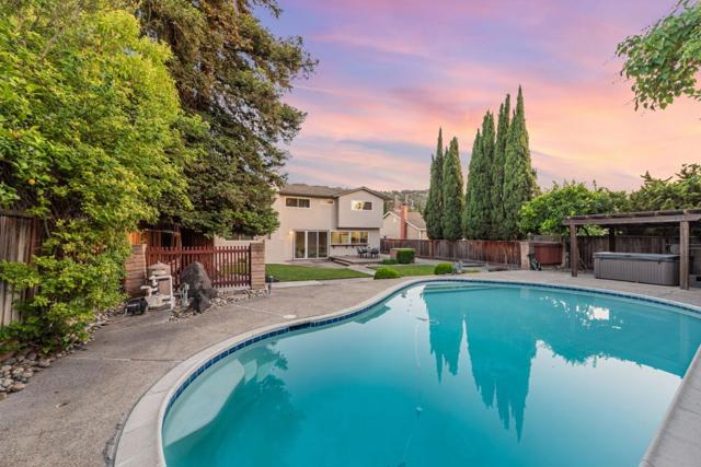 603 Galen Drive, San Jose CA: https://media.crmls.org/mediaz/49ddae19-f8e3-4f19-9868-f64a4091b56f.jpg
