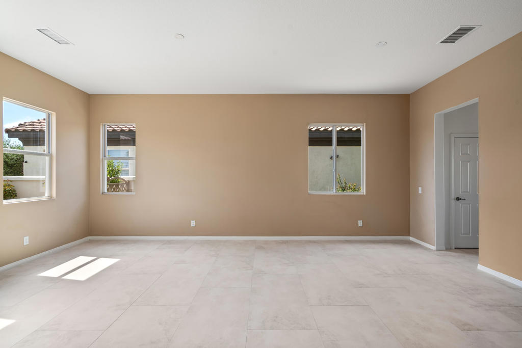 MLS #219128962DA image #9