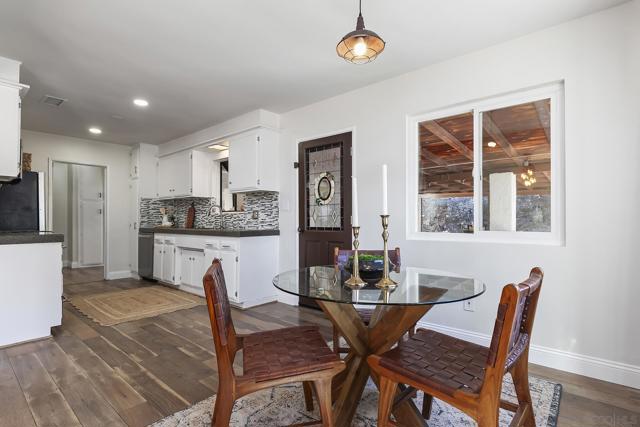 1167 Peutz Valley Rd, Alpine CA: https://media.crmls.org/mediaz/49de679a-e866-4d71-88eb-16aad093defb.jpg