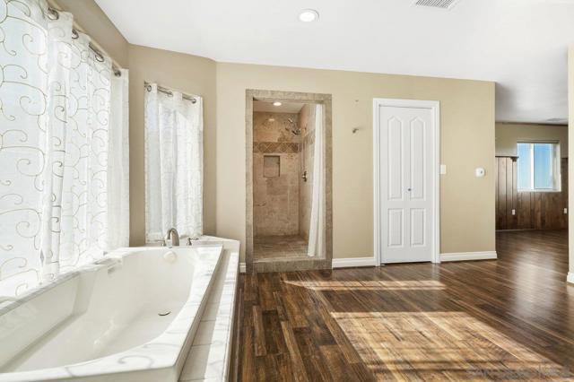 16690 Iron Springs Rd, Julian CA: https://media.crmls.org/mediaz/49dfb7aa-60d0-4e34-ac7c-af1344b5c2d4.jpg