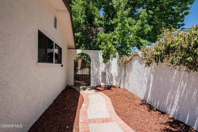17220 Rinaldi, Granada Hills