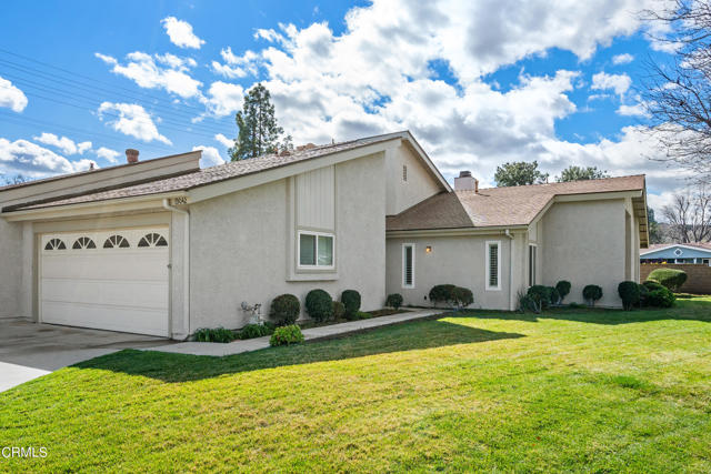 Photo of 19042 Avenue Of The Oaks, Newhall, CA 91321