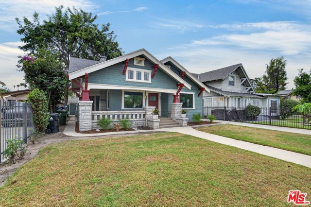 1588 West 49th Street photo 3