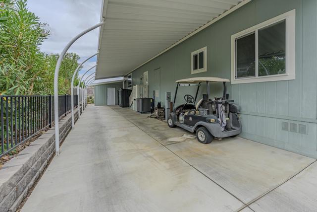 4650 Dulin, Fallbrook CA: https://media.crmls.org/mediaz/49e1dbb3-551d-439f-a2bf-9450ab6ba007.jpg
