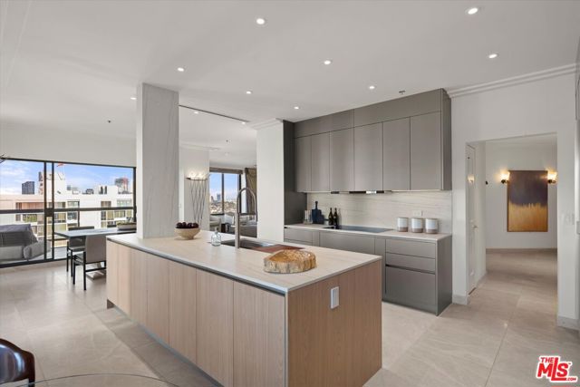 10724 Wilshire Boulevard, Los Angeles CA: https://media.crmls.org/mediaz/49e35943-4209-4374-90ac-0ddb9736a512.jpg