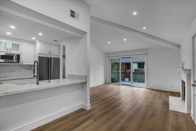 2014 La Terrace Circle, San Jose CA: https://media.crmls.org/mediaz/49e3a4b6-5dd3-4754-bab5-528a8293af8d.jpg