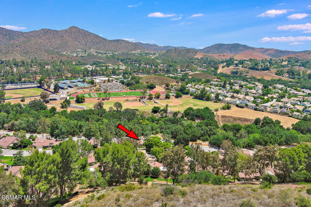 434 Vista Dorado Lane, Oak Park CA: https://media.crmls.org/mediaz/49e3becf-2db8-4103-8db3-430032551759.jpg