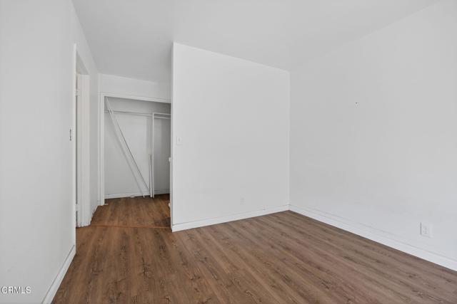 1211 Cruzero Street, Ojai CA: https://media.crmls.org/mediaz/49e3e9fb-3dab-435e-bc32-0c58c2712392.jpg