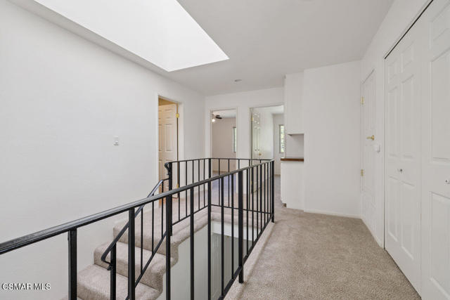 2619 Calle Hermosa, Thousand Oaks CA: https://media.crmls.org/mediaz/49e43fcd-6c54-42d0-8f6f-f9f14ff6ee81.jpg