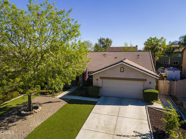 Detail Gallery Image 1 of 1 For 12303 Great Country Dr, Bakersfield,  CA 93312 - 3 Beds | 2 Baths