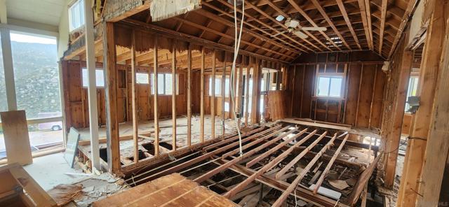 19832 Japatul Rd, Alpine CA: https://media.crmls.org/mediaz/49e508f8-69e4-4c70-a77e-7a0f84fd8fd5.jpg