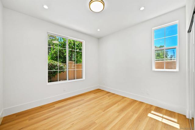 12370 Carmel Country Rd, San Diego CA: https://media.crmls.org/mediaz/49e6aef3-46b3-4117-a783-9a243f017ef4.jpg