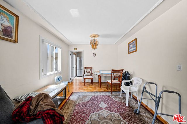 8058 Fulton Avenue photo 33
