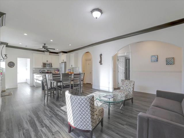 421 N 13th Street, San Jose CA: https://media.crmls.org/mediaz/49e8741e-268c-4fed-942c-ce066240f899.jpg