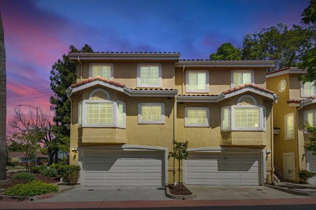 10 Tyrella Court, Mountain View CA: https://media.crmls.org/mediaz/49e8fad2-ca16-4a86-be0f-38f52e8100f1.jpg