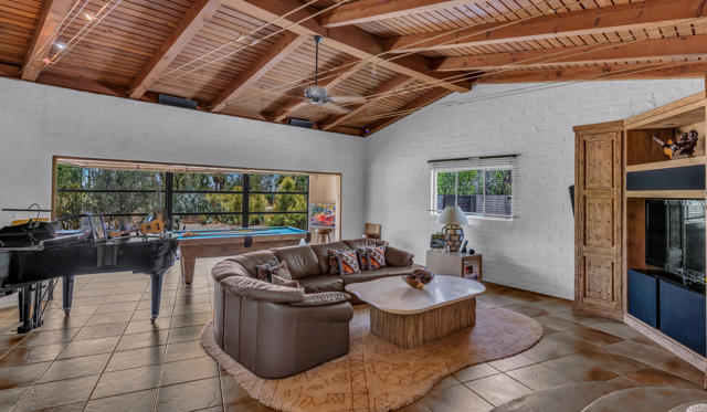 73297 Grapevine Street, Palm Desert CA: https://media.crmls.org/mediaz/49e90cfc-c6ff-493e-ba2d-72c63e44f4eb.jpg